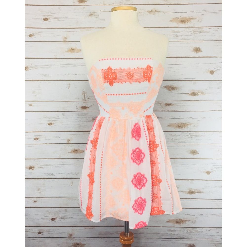 Francesca’s strapless dress white neon embroidered